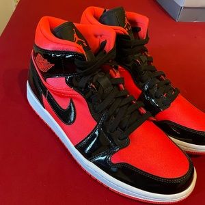 Air Jordan 1 Hot Punch (New Never Worn)
